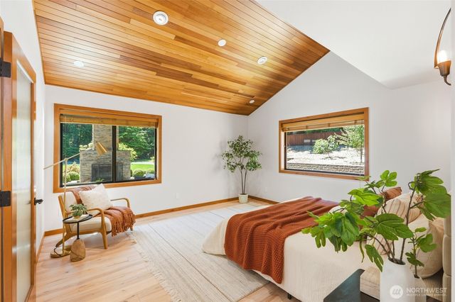 6420 282nd Avenue SE, Issaquah, WA 98027