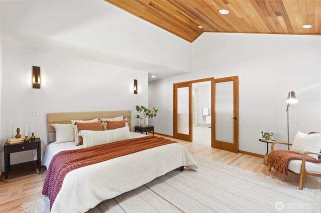 6420 282nd Avenue SE, Issaquah, WA 98027