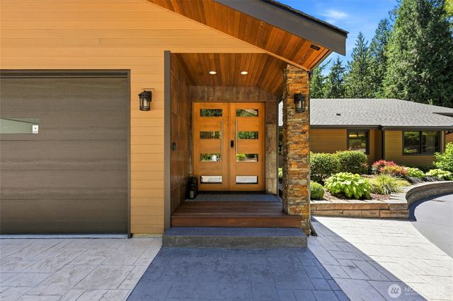 6420 282nd Avenue SE, Issaquah, WA 98027
