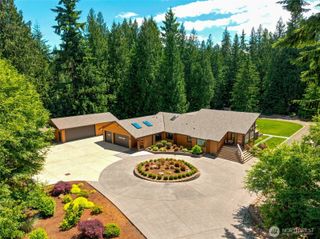 6420 282nd Avenue SE, Issaquah, WA 98027