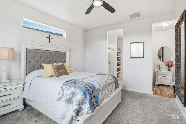 5920 W Hamm Ln, Eagle, ID 83616