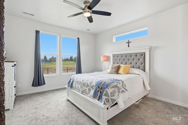 5920 W Hamm Ln, Eagle, ID 83616