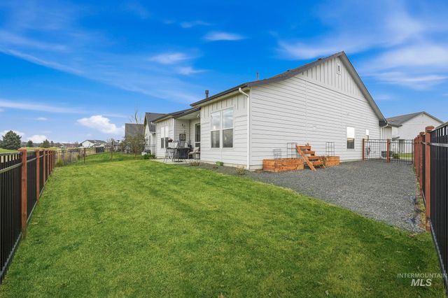 5920 W Hamm Ln, Eagle, ID 83616