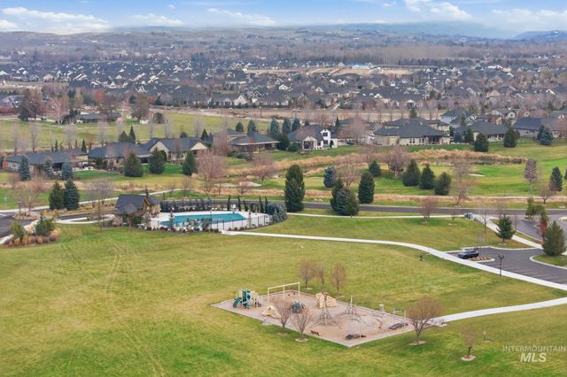 5920 W Hamm Ln, Eagle, ID 83616