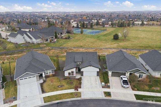 5920 W Hamm Ln, Eagle, ID 83616