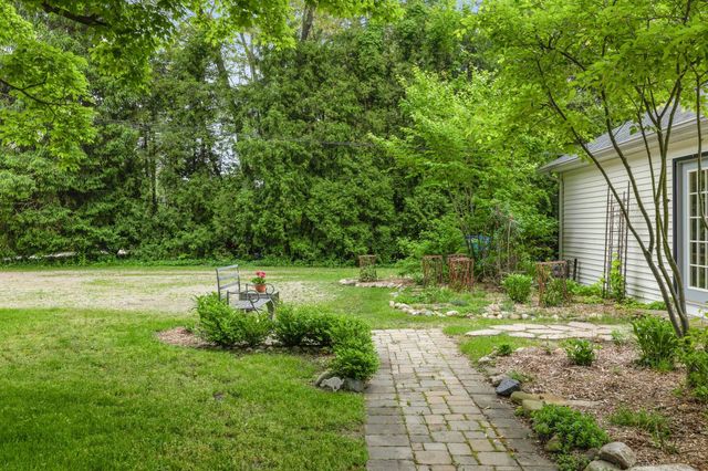 14913 Lakeside Road, Lakeside, MI 49116