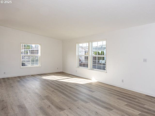 1805 Ne 94TH St 37, Vancouver, WA 98665