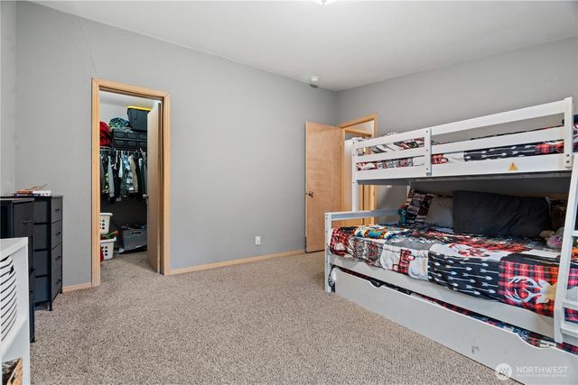 15450 Diaz Place SW, Port Orchard, WA 98367