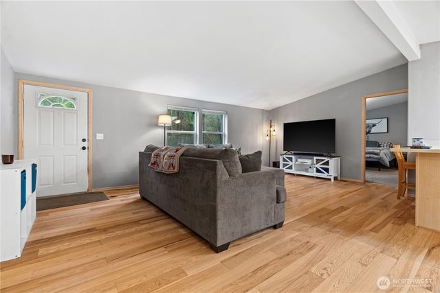 15450 Diaz Place SW, Port Orchard, WA 98367