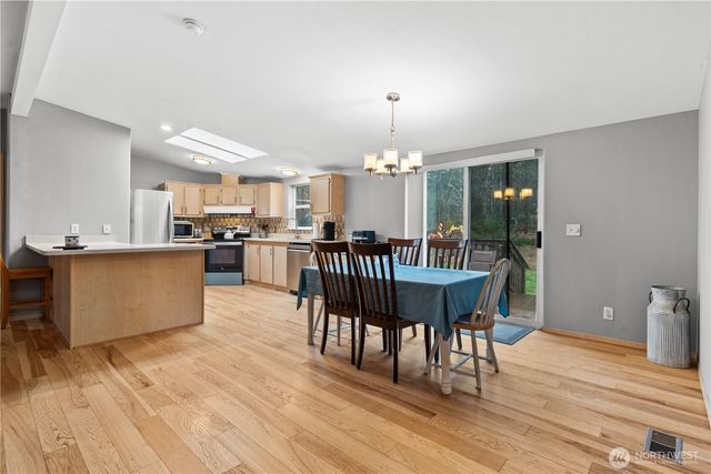 15450 Diaz Place SW, Port Orchard, WA 98367