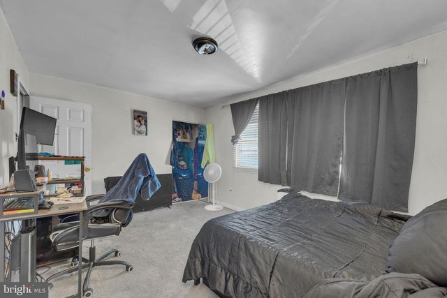 733 MYRTLE AVE, Lindenwold, NJ 08021