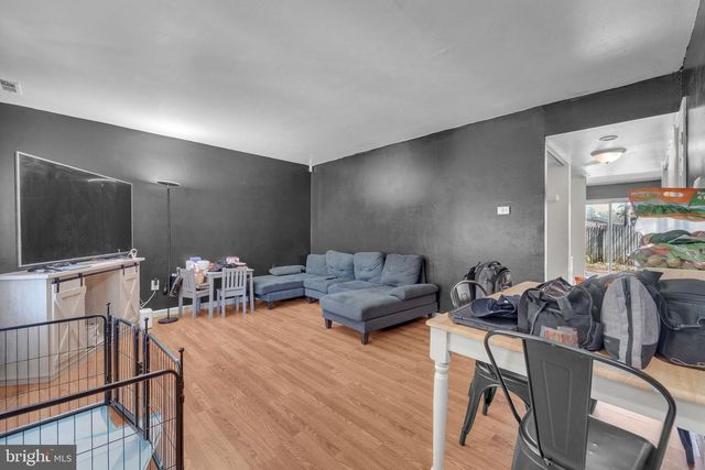 733 MYRTLE AVE, Lindenwold, NJ 08021