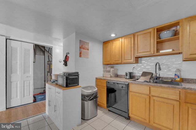 733 MYRTLE AVE, Lindenwold, NJ 08021