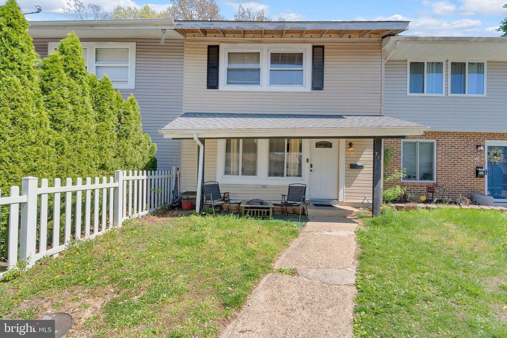 733 MYRTLE AVE, Lindenwold, NJ 08021