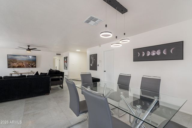 5817 S SIESTA Lane, Tempe, AZ 85283