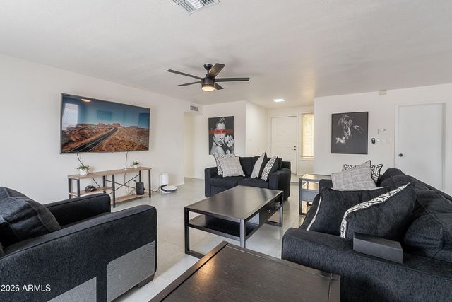 5817 S SIESTA Lane, Tempe, AZ 85283