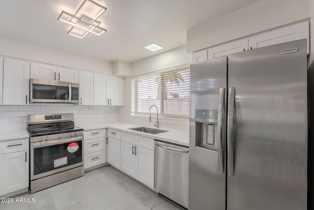 5817 S SIESTA Lane, Tempe, AZ 85283