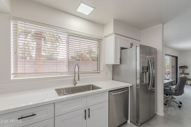 5817 S SIESTA Lane, Tempe, AZ 85283