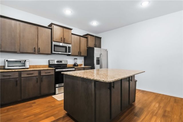 1299 N Sicily Lane, Fayetteville, AR 72704