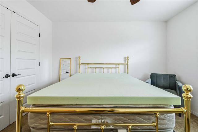 1299 N Sicily Lane, Fayetteville, AR 72704