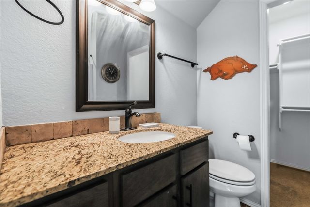 1299 N Sicily Lane, Fayetteville, AR 72704