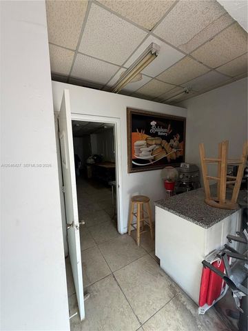 1262 Palm Ave, Hialeah, FL 33010