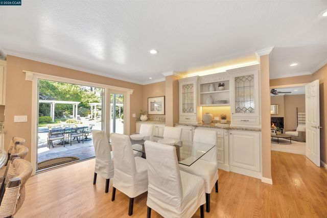 75 Corte Yolanda, Moraga, CA 94556