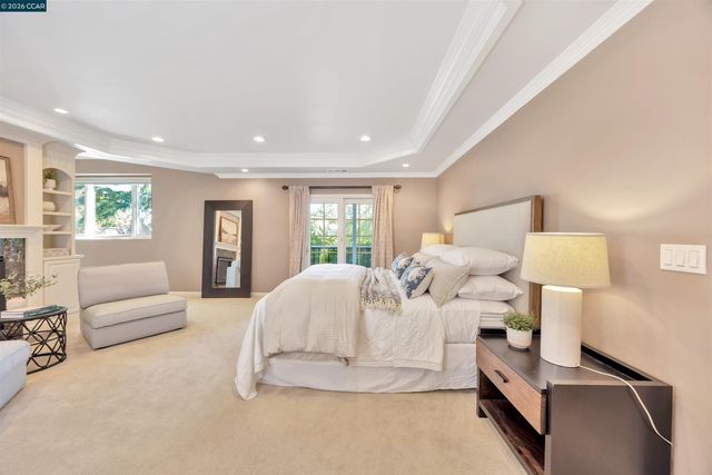 75 Corte Yolanda, Moraga, CA 94556