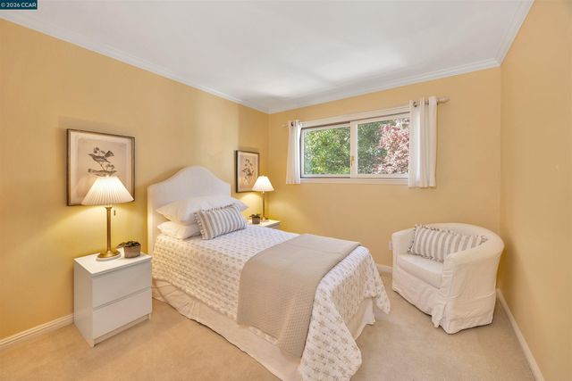 75 Corte Yolanda, Moraga, CA 94556