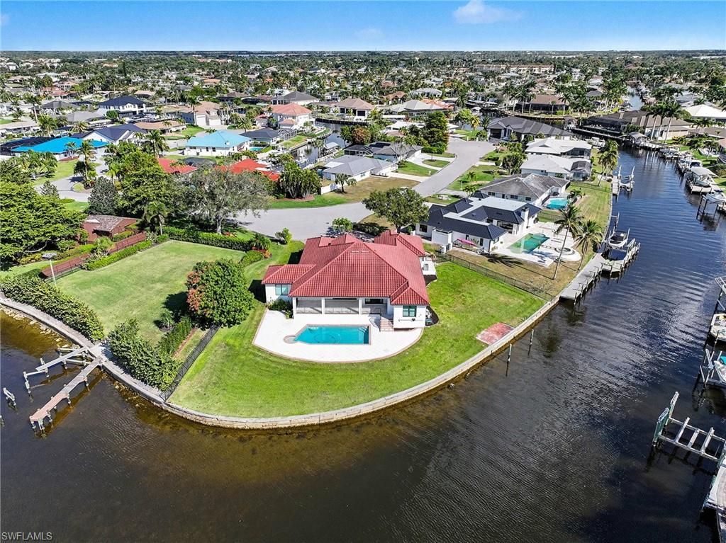 866 Cal Cove DR, FORT MYERS, FL 33919 — photo 2