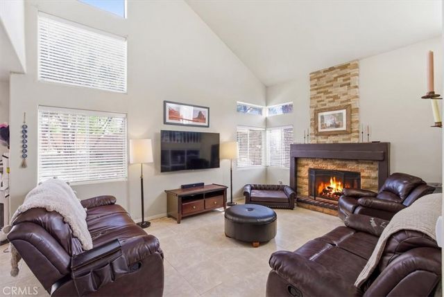 3020 Willowbrook, Palmdale, CA 93551