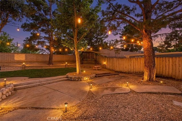 3020 Willowbrook, Palmdale, CA 93551