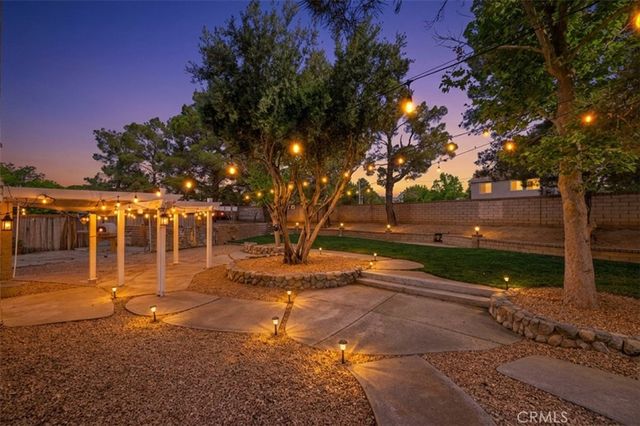 3020 Willowbrook, Palmdale, CA 93551