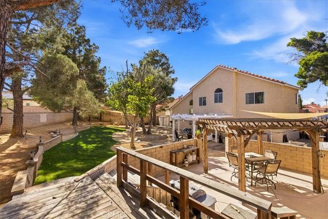 3020 Willowbrook, Palmdale, CA 93551