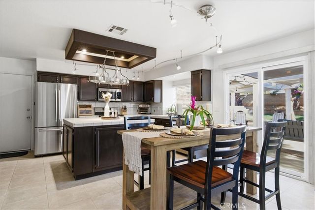 3020 Willowbrook, Palmdale, CA 93551