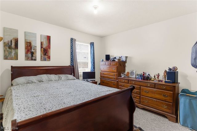 611 Sherwood Avenue, Youngstown, OH 44511