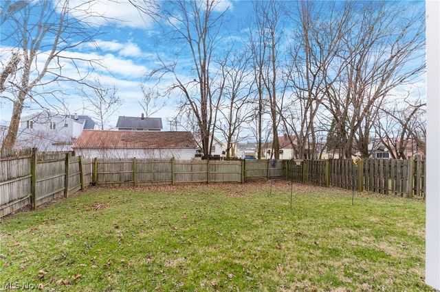 611 Sherwood Avenue, Youngstown, OH 44511