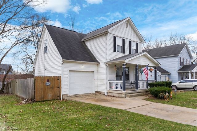 611 Sherwood Avenue, Youngstown, OH 44511