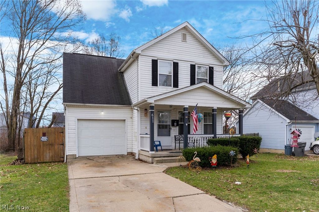 611 Sherwood Avenue, Youngstown, OH 44511