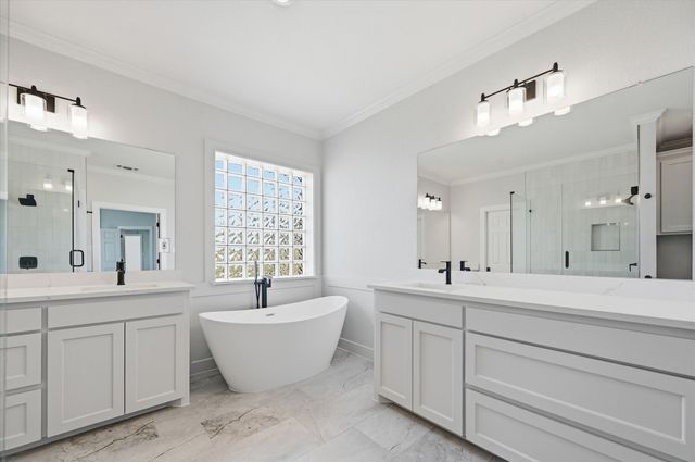 867 Durning Road, Van Alstyne, TX 75495