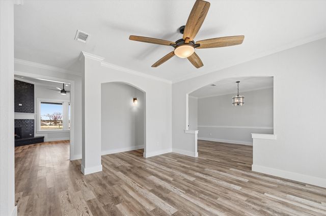 867 Durning Road, Van Alstyne, TX 75495