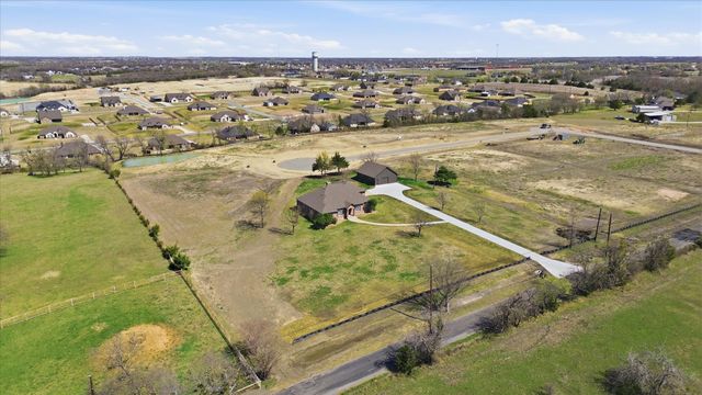 867 Durning Road, Van Alstyne, TX 75495
