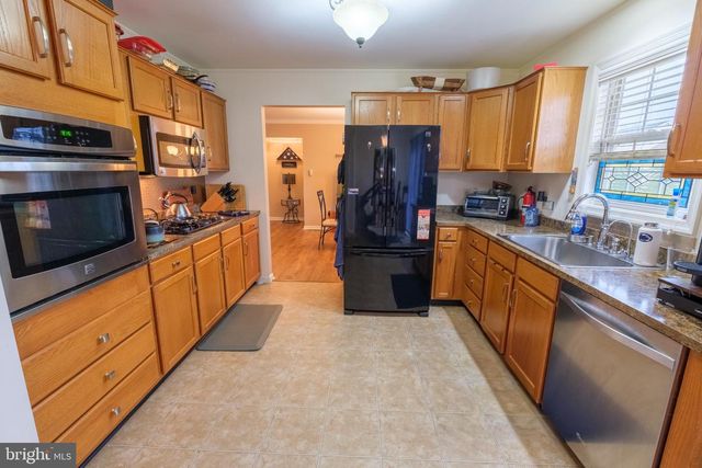 2501 PARK CENTER BLVD, State College, PA 16801