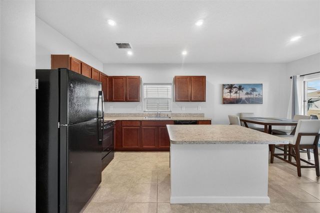 563 EAGLE LANDING BOULEVARD, Winter Haven, FL 33880