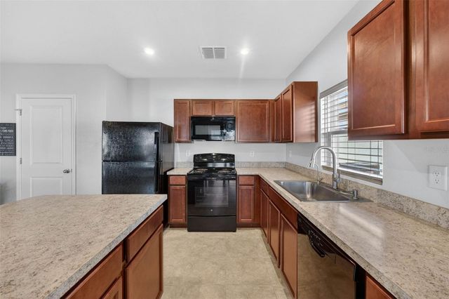 563 EAGLE LANDING BOULEVARD, Winter Haven, FL 33880