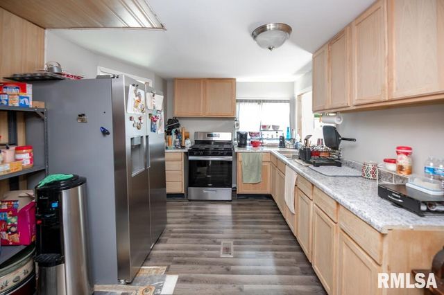 113 LAKEPOINT Drive, Metamora, IL 61548