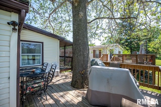 113 LAKEPOINT Drive, Metamora, IL 61548