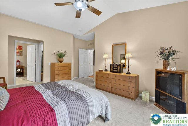 4860 Derby, Lower Macungie Twp, PA 18062