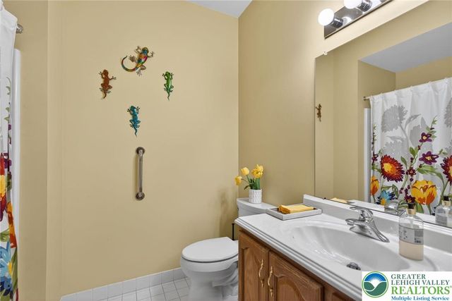 4860 Derby, Lower Macungie Twp, PA 18062