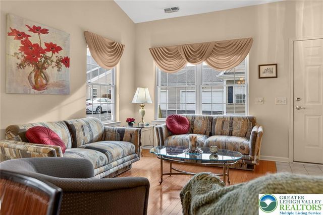 4860 Derby, Lower Macungie Twp, PA 18062